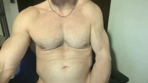 MatiasMatureMuscle online show from 04-09-26, 01:27