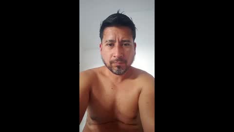 matiiux35 online show from 01-18-26, 01:48