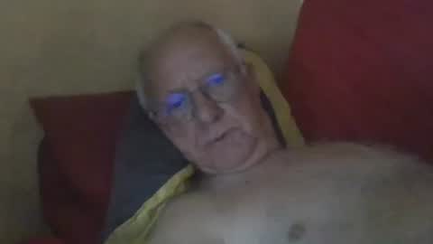 Snapshot of matricule4246 chatting on 05-25-26, 06:03 joyaam79 online show from 05-25-26, 06:03