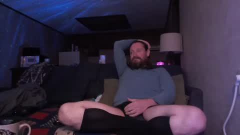 Snapshot of matross43 chatting on 02-18-26, 10:06 matross43 online show from 02-18-26, 10:06