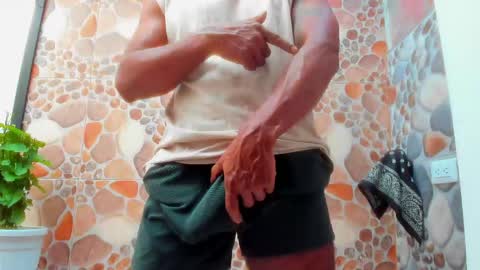 Snapshot of matt11beefycock chatting on 05-14-26, 06:15 ANDRES online show from 05-14-26, 06:15
