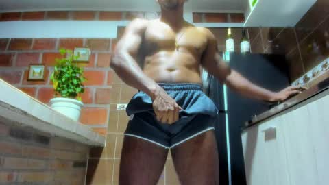 Snapshot of matt11beefycock chatting on 05-27-26, 04:42 ANDRES online show from 05-27-26, 04:42