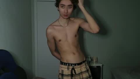 Snapshot of matt578281 chatting on 05-12-26, 02:52 matt578281 online show from 05-12-26, 02:52