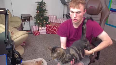 Snapshot of mattcashxxx chatting on 12-12-24, 02:04 Matt Cash online show from 12-12-24, 02:04