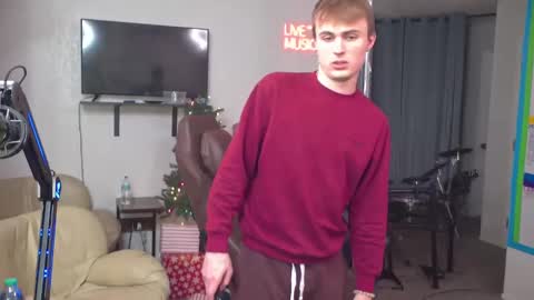 Snapshot of mattcashxxx chatting on 01-01-25, 02:09 Matt Cash online show from 01-01-25, 02:09