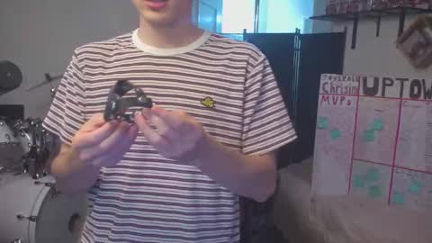 Snapshot of mattcashxxx chatting on 10-16-25, 01:06 Matt Cash online show from 10-16-25, 01:06