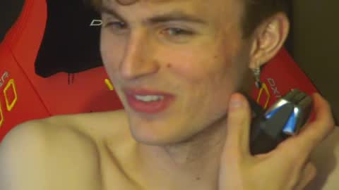 Snapshot of mattcashxxx chatting on 05-07-26, 01:11 Matt Cash online show from 05-07-26, 01:11
