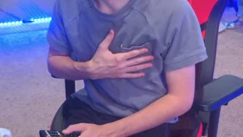 Snapshot of mattcashxxx chatting on 07-19-26, 04:11 Matt Cash online show from 07-19-26, 04:11