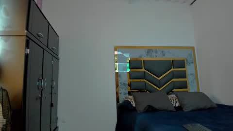 Snapshot of mattdevon chatting on 09-30-25, 05:40 Matt online show from 09-30-25, 05:40