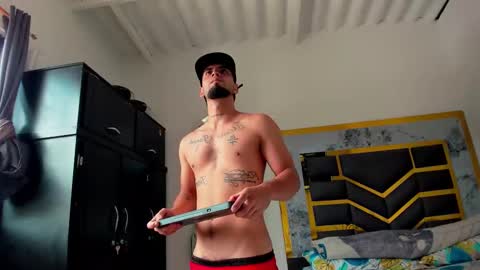 Snapshot of mattdevon chatting on 11-02-25, 04:53 Matt online show from 11-02-25, 04:53