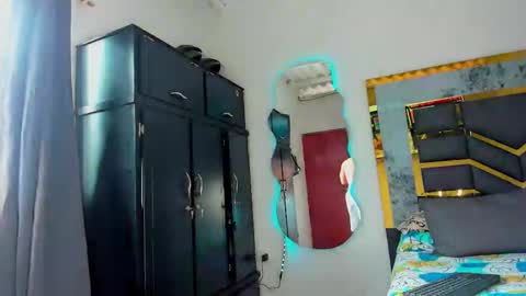 Snapshot of mattdevon chatting on 11-13-25, 07:35 Matt online show from 11-13-25, 07:35