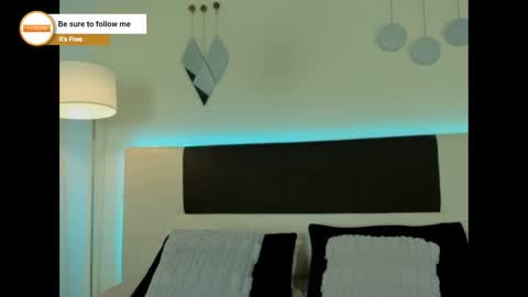 Snapshot of mattdevon chatting on 11-30-25, 03:32 Matt online show from 11-30-25, 03:32