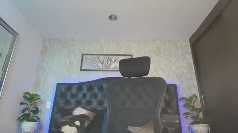 Snapshot of mattdevon chatting on 02-21-26, 03:40 Matt online show from 02-21-26, 03:40