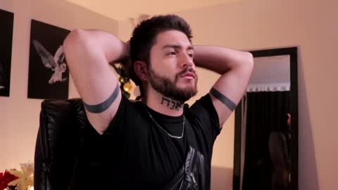 Matteo simpson online show from 01-07-25, 01:06