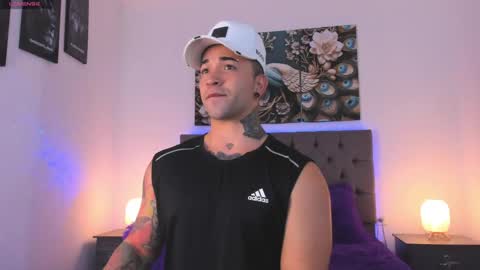 Snapshot of matthew_colee chatting on 04-21-26, 01:42 Matthew INDEPENDENT MODEL online show from 04-21-26, 01:42