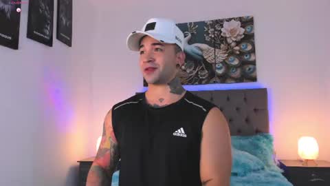 Matthew INDEPENDENT MODEL online show from 06-19-26, 03:00