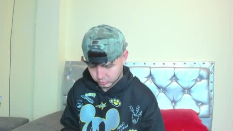 Snapshot of matthew_gill chatting on 04-12-26, 02:44 matthewlatinc online show from 04-12-26, 02:44
