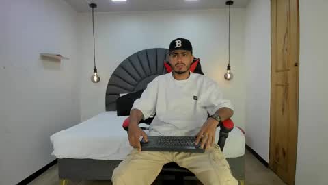 Matthew online show from 01-14-26, 08:36