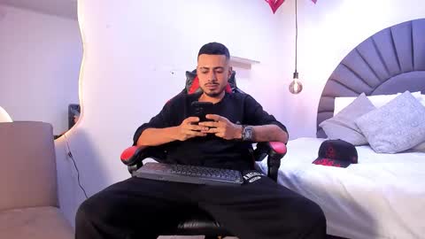 Matthew online show from 03-25-26, 04:29