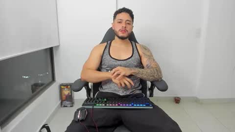 Snapshot of mattia_dupont chatting on 02-24-26, 11:36 Mattias online show from 02-24-26, 11:36