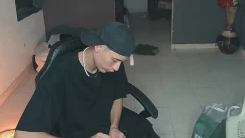 mattias     online show from 02-18-25, 11:08