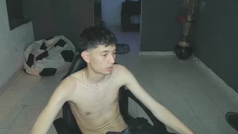 mattias     online show from 02-22-25, 05:12