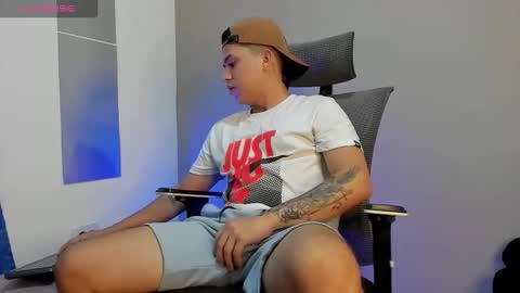 mattiwsmorris_ online show from 11-17-25, 02:34