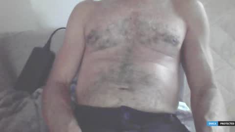 Snapshot of mattrudi chatting on 11-08-25, 09:09 Matt R. online show from 11-08-25, 09:09