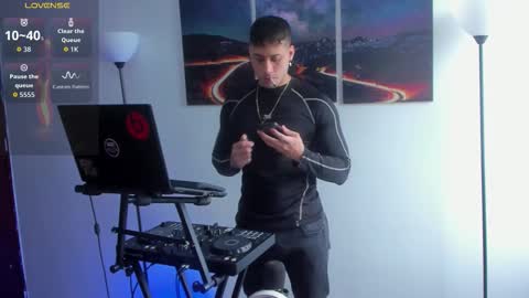 mattsaill_ online show from 11-08-25, 12:16