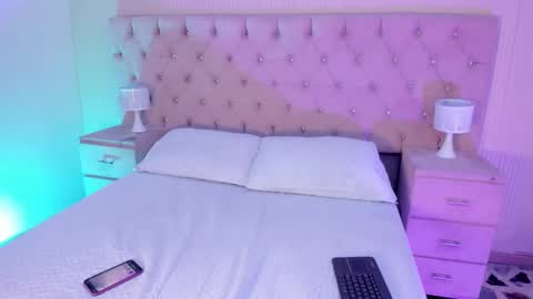 Snapshot of mattthompsonn chatting on 10-15-25, 09:37 Matt online show from 10-15-25, 09:37