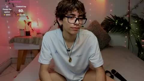 Snapshot of matty_spark chatting on 06-17-26, 01:12 matty_spark online show from 06-17-26, 01:12