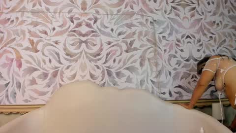 Snapshot of mature_bigass__ chatting on 01-24-25, 01:25 Maria online show from 01-24-25, 01:25