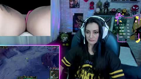 Snapshot of mature_gamer chatting on 11-27-25, 08:22 Nath online show from 11-27-25, 08:22