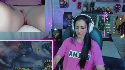 Snapshot of mature_gamer chatting on 12-15-25, 01:59 Nath online show from 12-15-25, 01:59