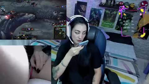 Snapshot of mature_gamer chatting on 12-16-25, 02:44 Nath online show from 12-16-25, 02:44