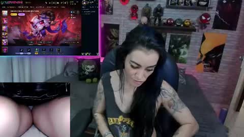 Snapshot of mature_gamer chatting on 06-08-26, 02:50 Nath online show from 06-08-26, 02:50