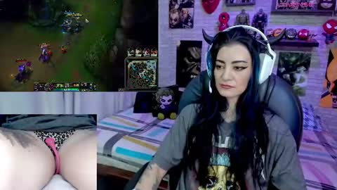 Snapshot of mature_gamer chatting on 07-18-26, 02:32 Nath online show from 07-18-26, 02:32