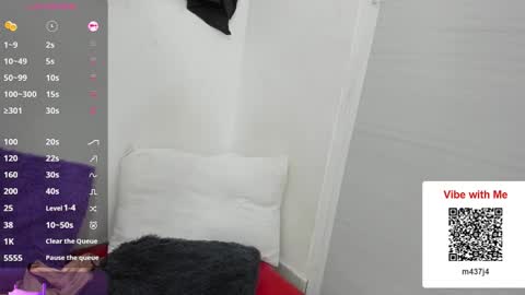 Snapshot of mature_gold1 chatting on 03-02-26, 12:12 danna mature online show from 03-02-26, 12:12