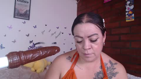 Snapshot of mature_liaa chatting on 03-28-26, 02:38 Mature liaa online show from 03-28-26, 02:38