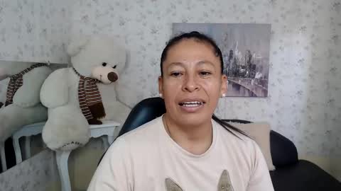 Martina online show from 05-19-26, 09:54