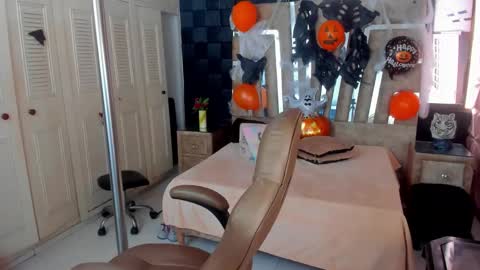 Sexy Hot Mature Sophy online show from 10-29-25, 03:36