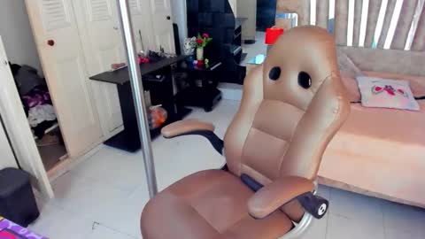 Sexy Hot Mature Sophy online show from 05-19-26, 02:34