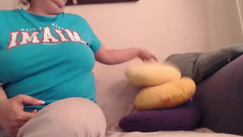 matureboobsbig online show from 02-18-25, 04:16