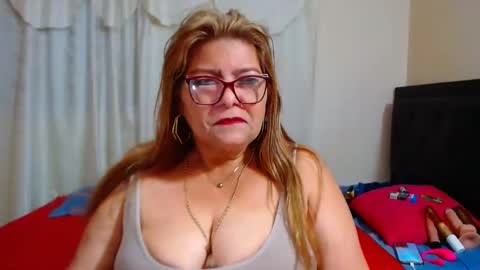 maturehot649 online show from 12-28-24, 07:00