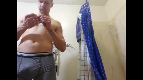 Snapshot of matzs3rvices chatting on 02-25-26, 04:05 matzs3rvices online show from 02-25-26, 04:05