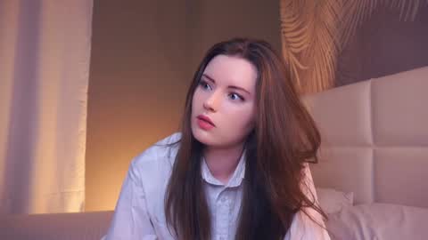 Lily online show from 01-24-25, 07:18