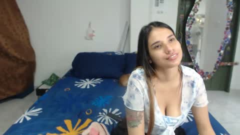 Mau and Lauren online show from 09-20-25, 04:52