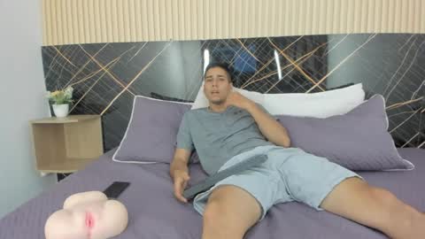 Snapshot of mauro_boy chatting on 05-28-26, 08:39 mauro_boy online show from 05-28-26, 08:39