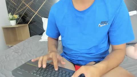 Snapshot of mauro_boy chatting on 06-06-26, 09:08 mauro_boy online show from 06-06-26, 09:08