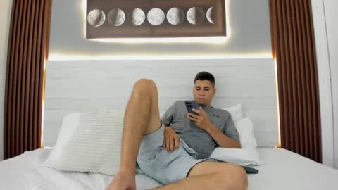 Snapshot of mauro_boy chatting on 06-30-26, 07:15 mauro_boy online show from 06-30-26, 07:15